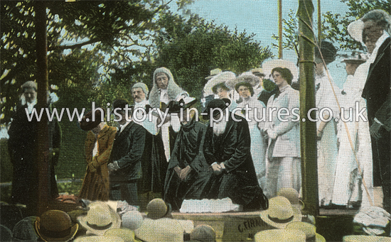 Taking the Oath, Dunmow Flitch, Dunmow, Essex. c.1907